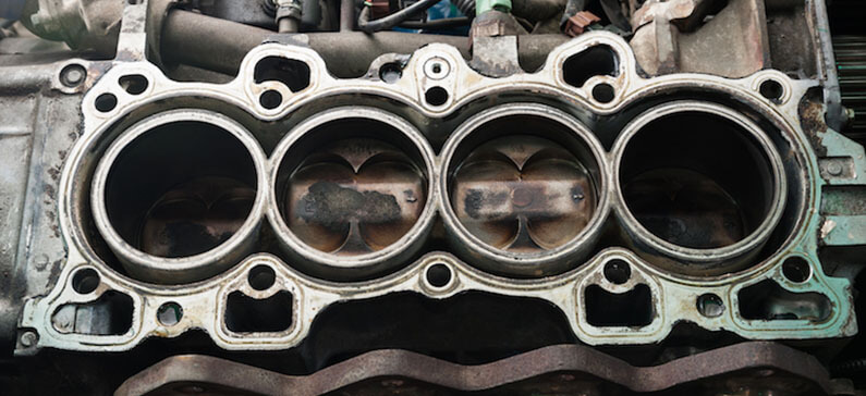 Cracked cylinder store head symptoms